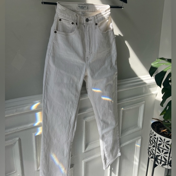 Curve Love Ultra High Rise Ankle Straight - Picture 3 of 3